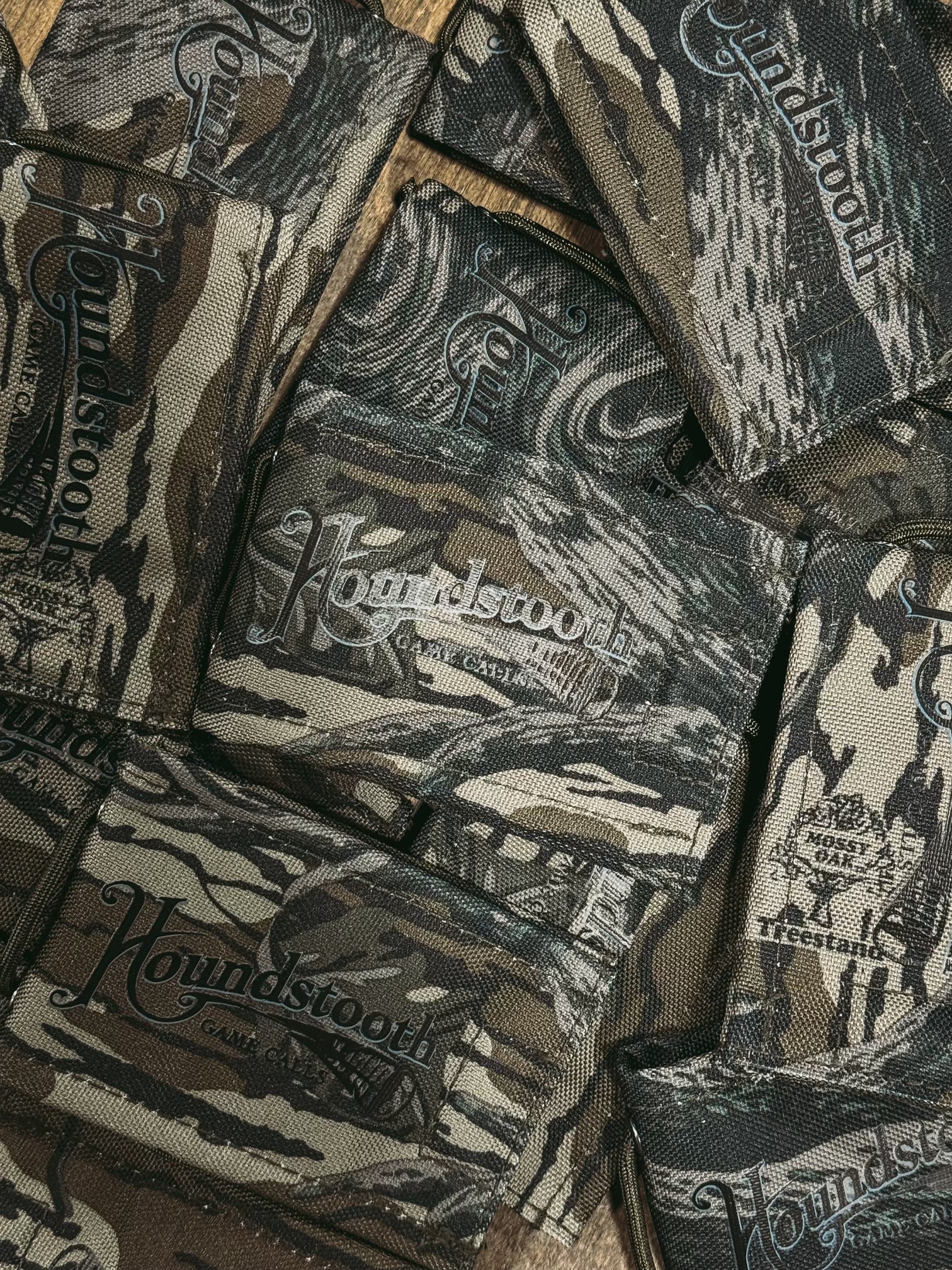 Houndstooth Mouth Call Pouch - Treestand